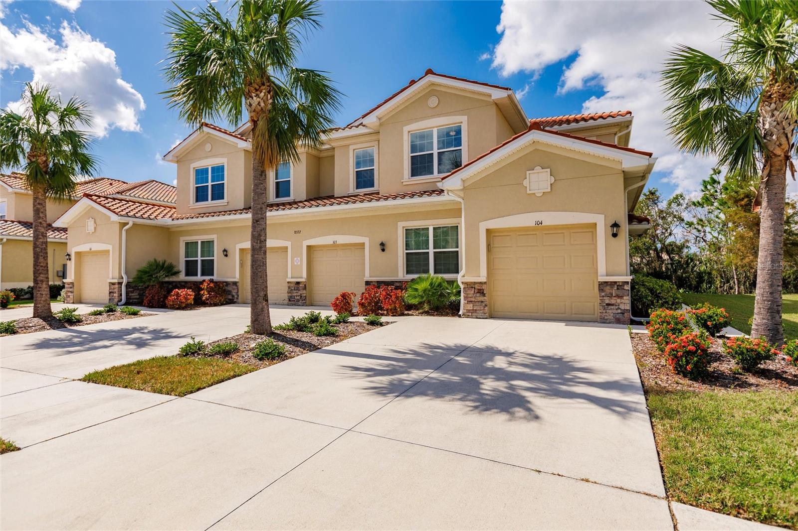 8372 ENCLAVE WAY #104, SARASOTA, FL, 34243