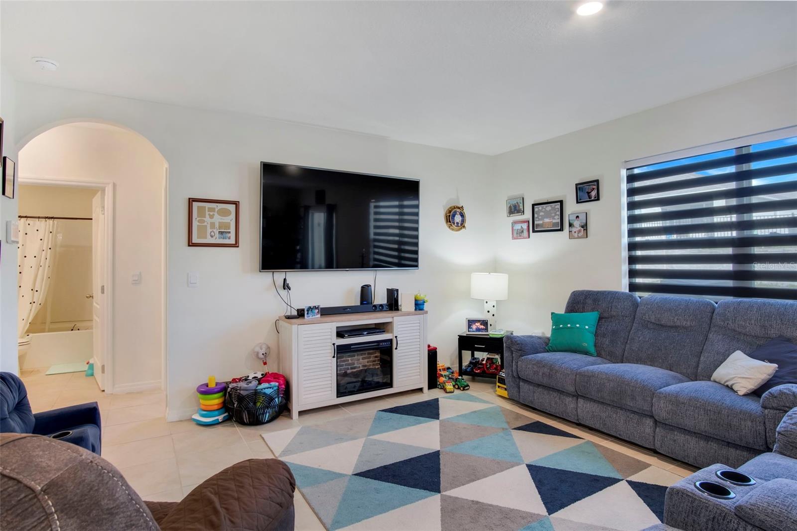 2011 CHICKASAW BLVD, DAVENPORT, FL, 33837