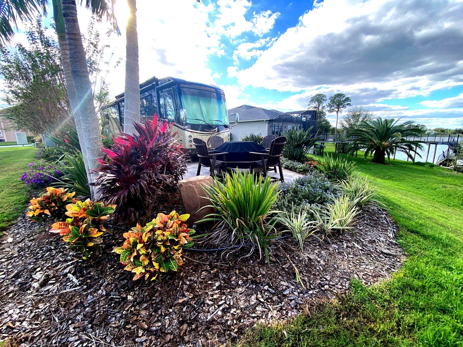 706 MEANDERING WAY, POLK CITY, FL, 33868