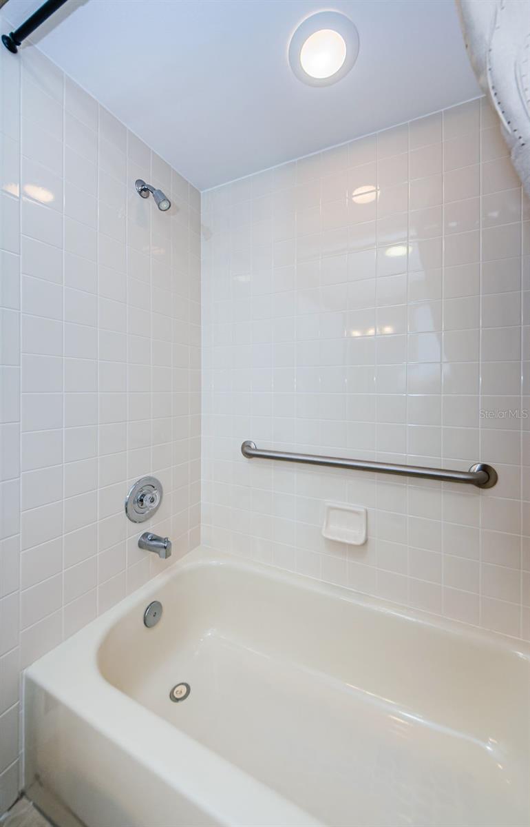 1100 TRAFALGAR DR, NEW PORT RICHEY, FL, 34655