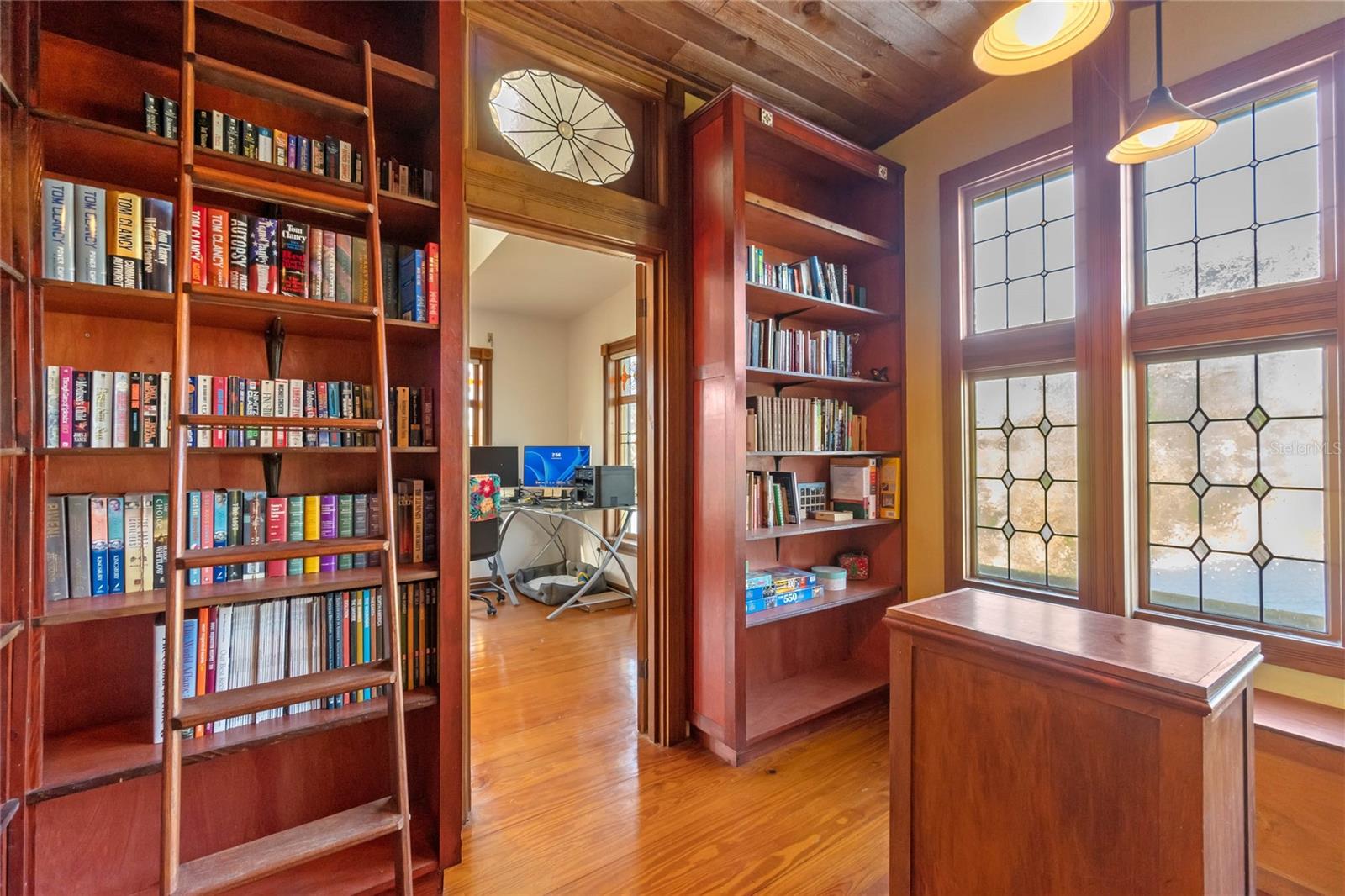 360 REST HAVEN RD, GENEVA, FL, 32732