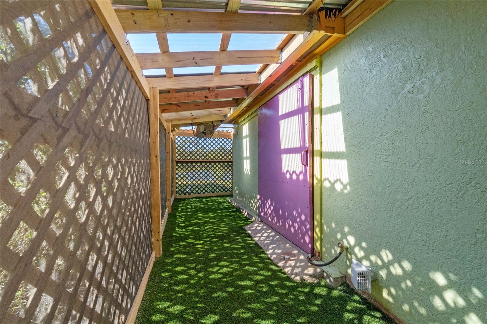 360 REST HAVEN RD, GENEVA, FL, 32732