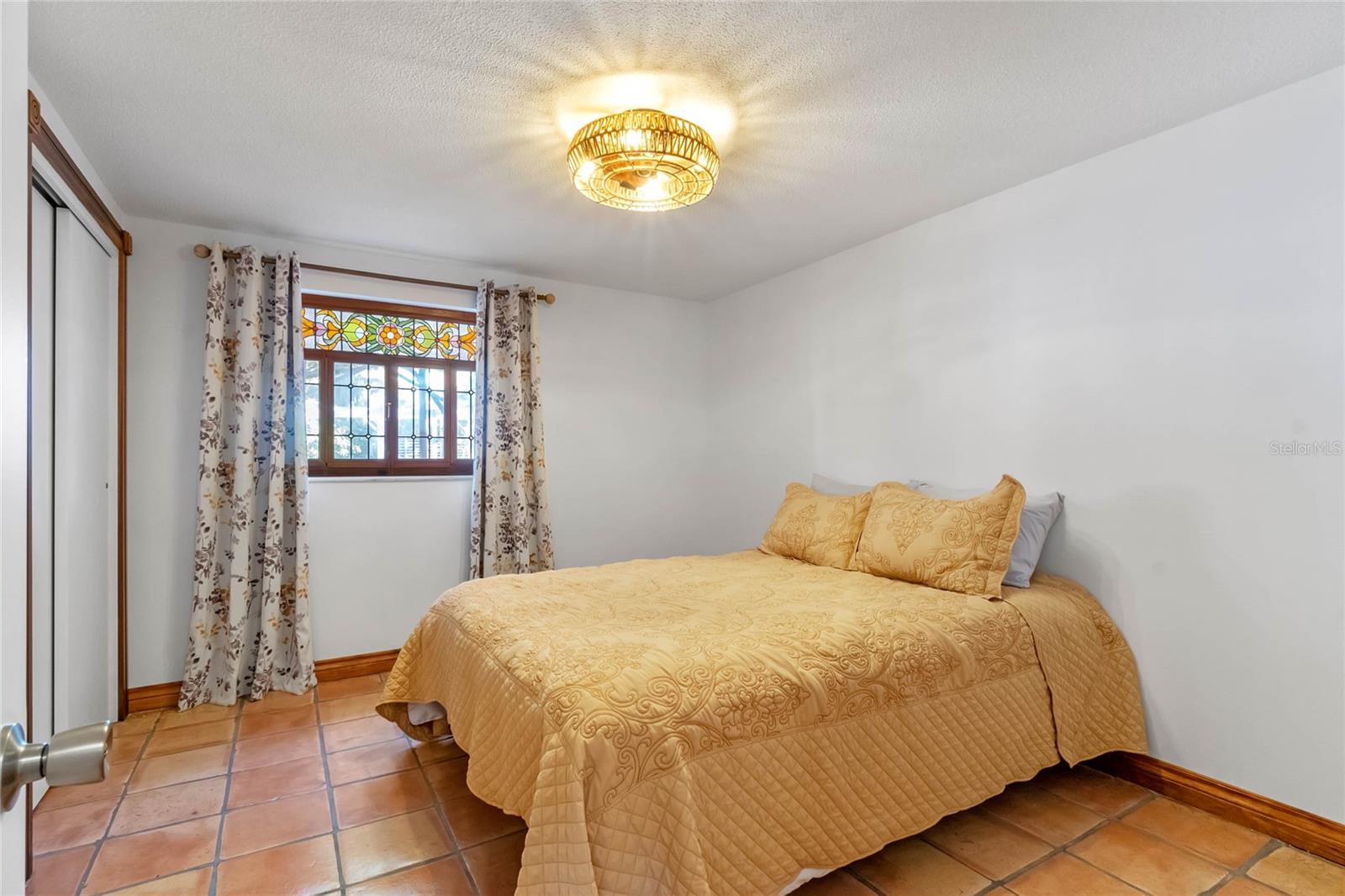 360 REST HAVEN RD, GENEVA, FL, 32732