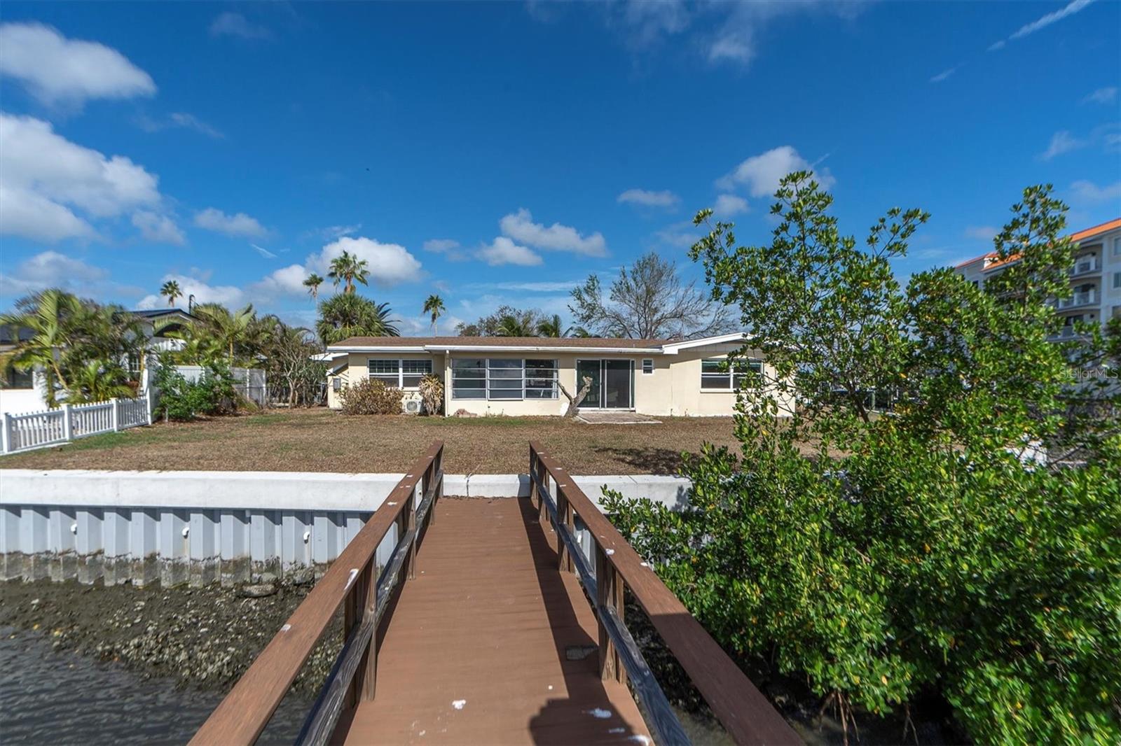 1863 VENETIAN POINT DR, CLEARWATER, FL, 33755