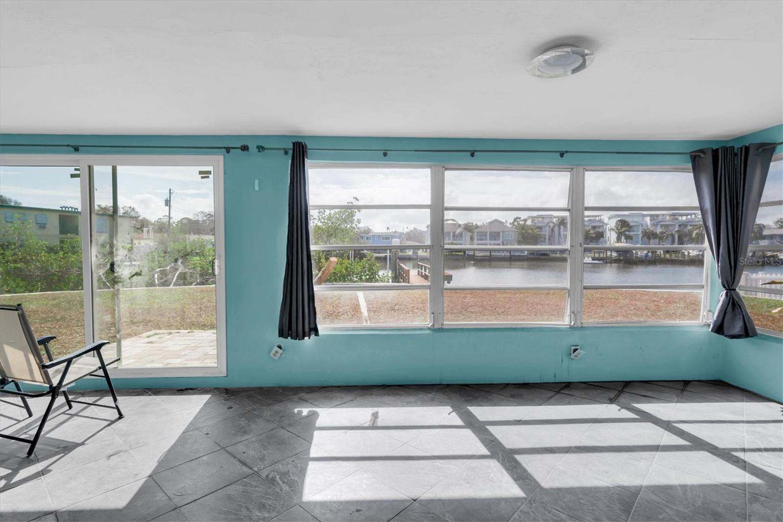 1863 VENETIAN POINT DR, CLEARWATER, FL, 33755