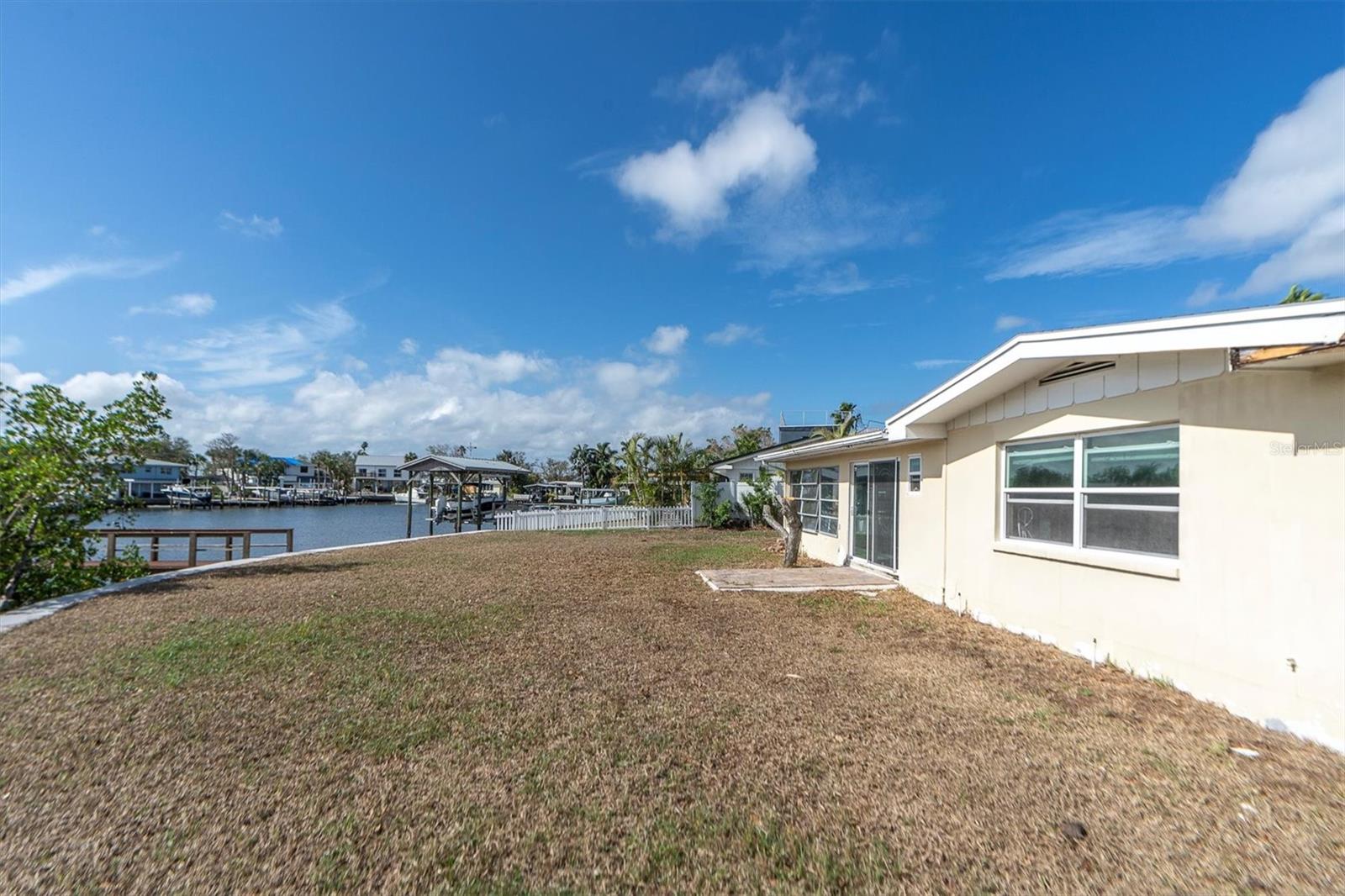 1863 VENETIAN POINT DR, CLEARWATER, FL, 33755