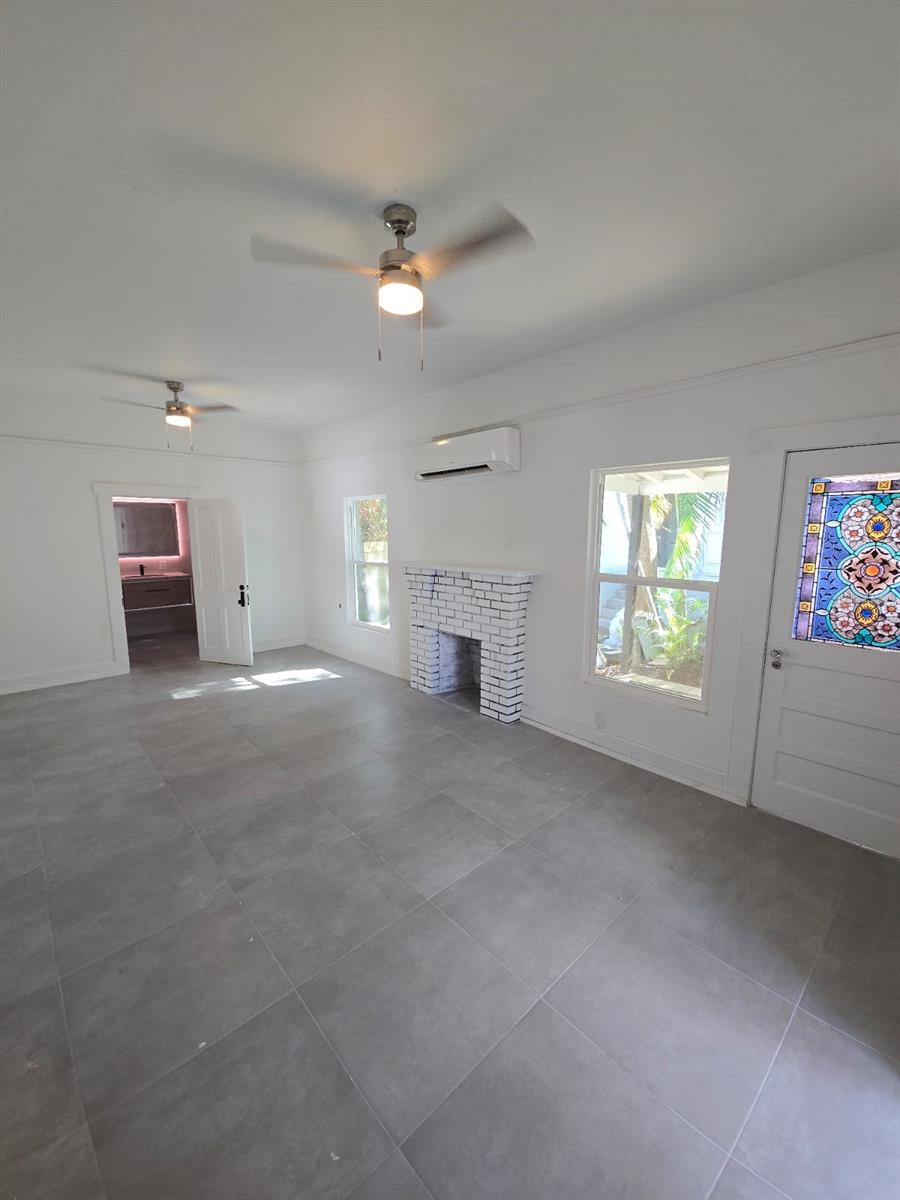 691 10TH AVE S #A, ST PETERSBURG, FL, 33701