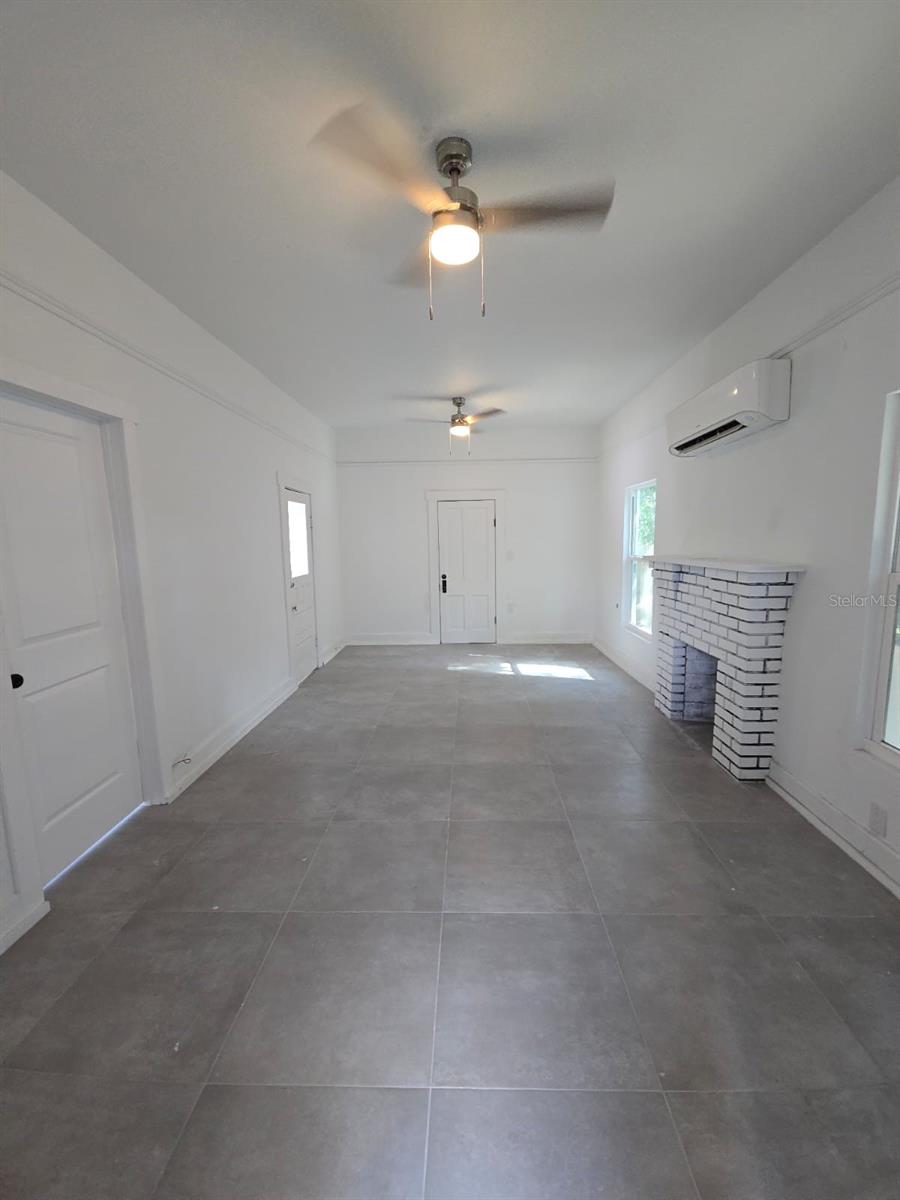 691 10TH AVE S #A, ST PETERSBURG, FL, 33701