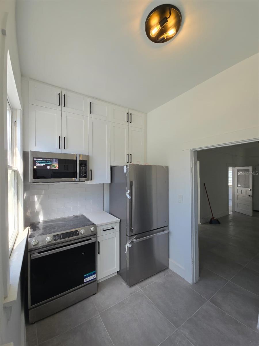 691 10TH AVE S #A, ST PETERSBURG, FL, 33701