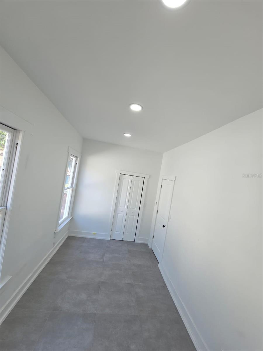 691 10TH AVE S #A, ST PETERSBURG, FL, 33701