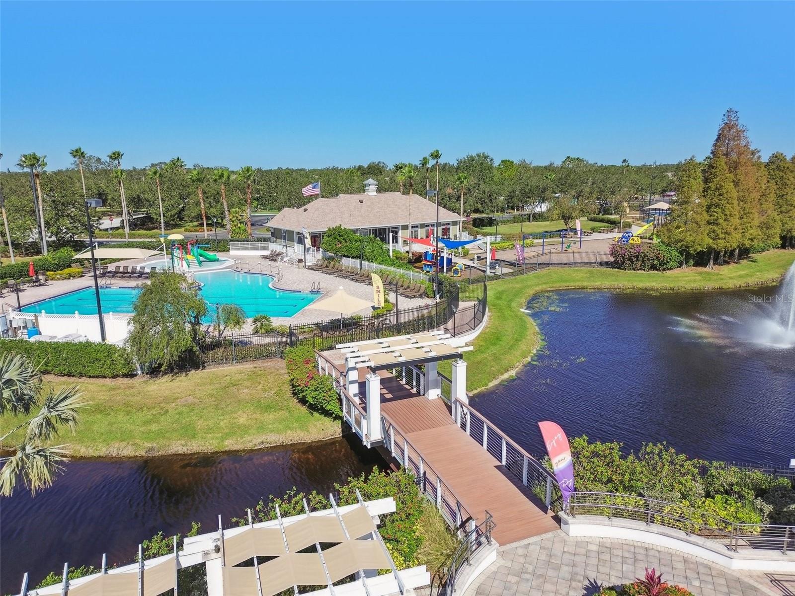 11438 CRESTLAKE VILLAGE DR, RIVERVIEW, FL, 33569