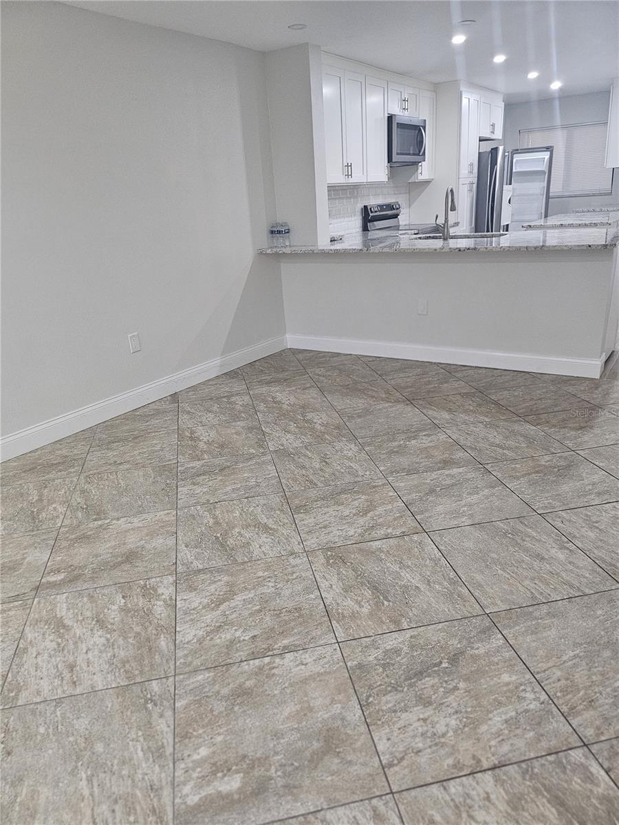 106 1ST ST E #110, TIERRA VERDE, FL, 33715