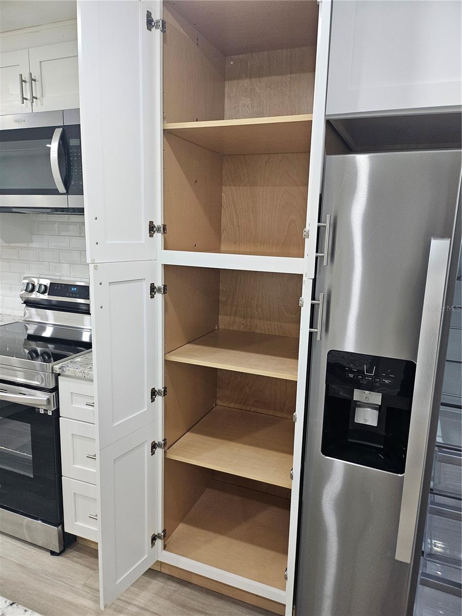 106 1ST ST E #110, TIERRA VERDE, FL, 33715