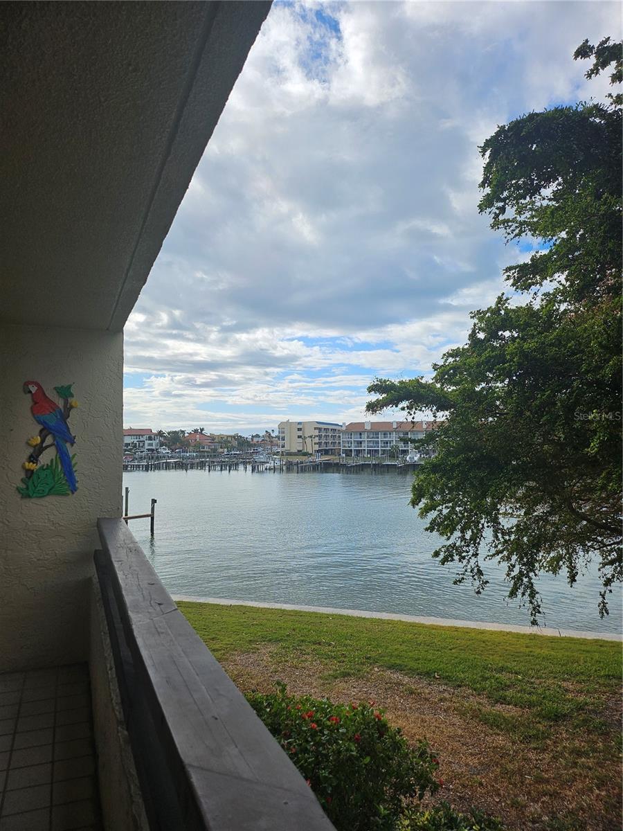 106 1ST ST E #110, TIERRA VERDE, FL, 33715