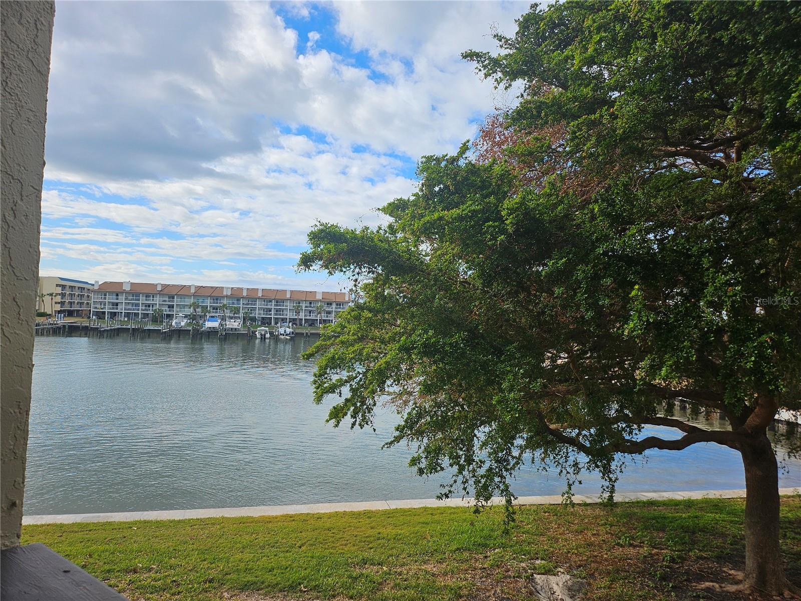 106 1ST ST E #110, TIERRA VERDE, FL, 33715