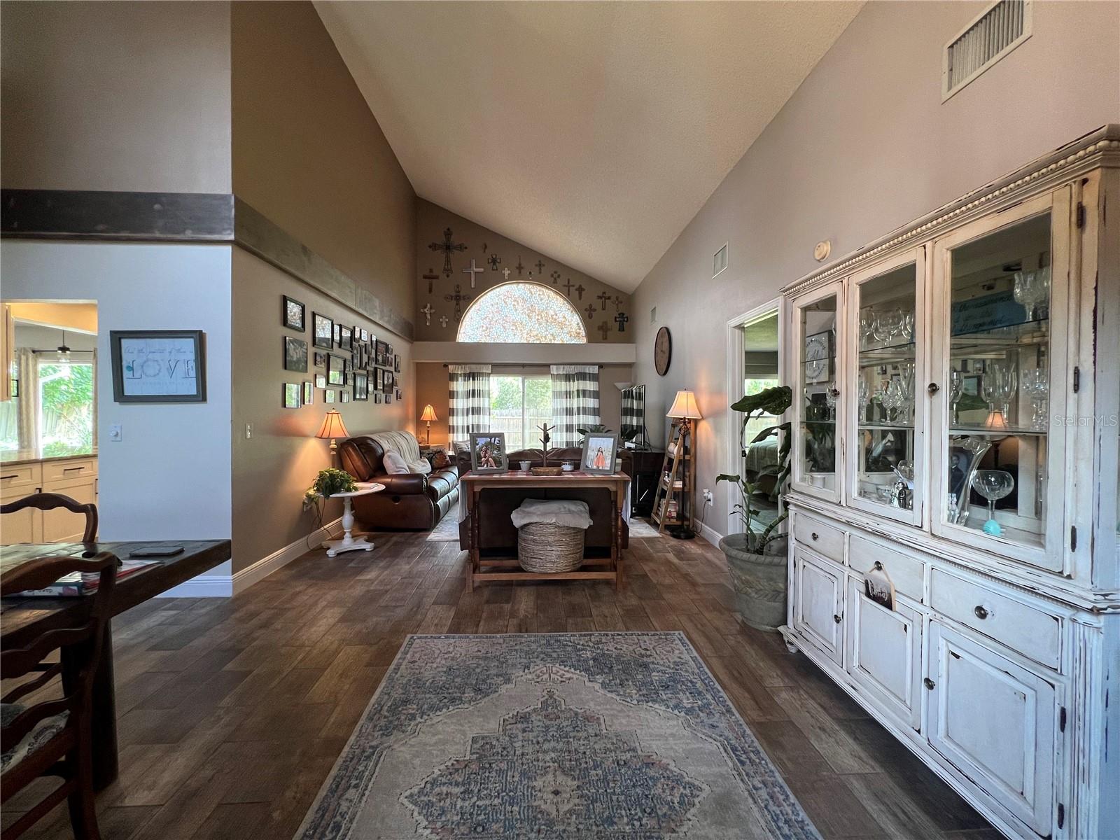 737 BUTTERNUT PL, LAKELAND, FL, 33813