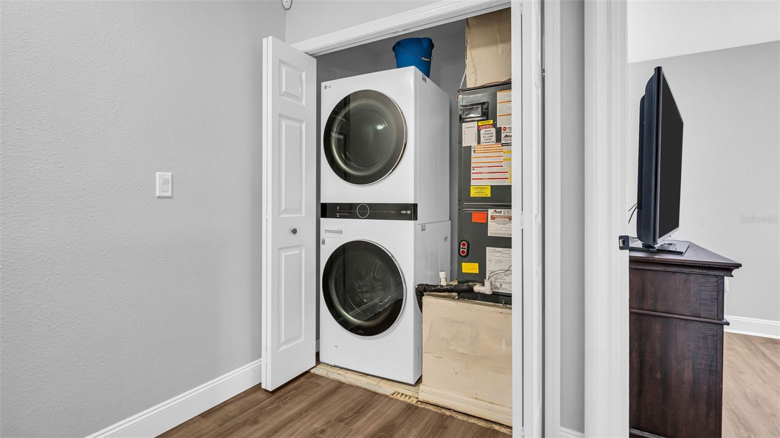 12432 COUNTRY WHITE CIR, TAMPA, FL, 33635