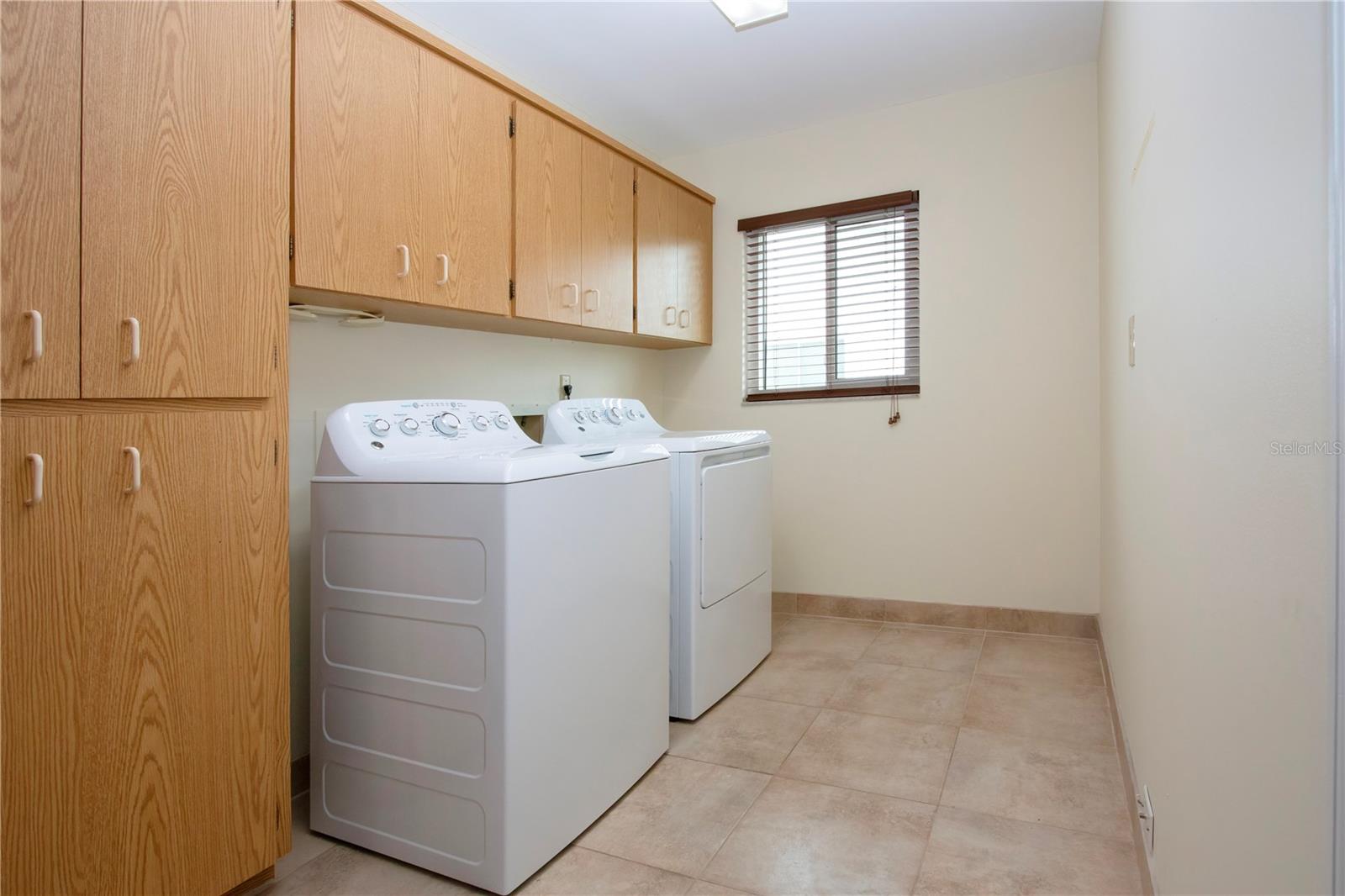 1623 FAXTON DR, SUN CITY CENTER, FL, 33573