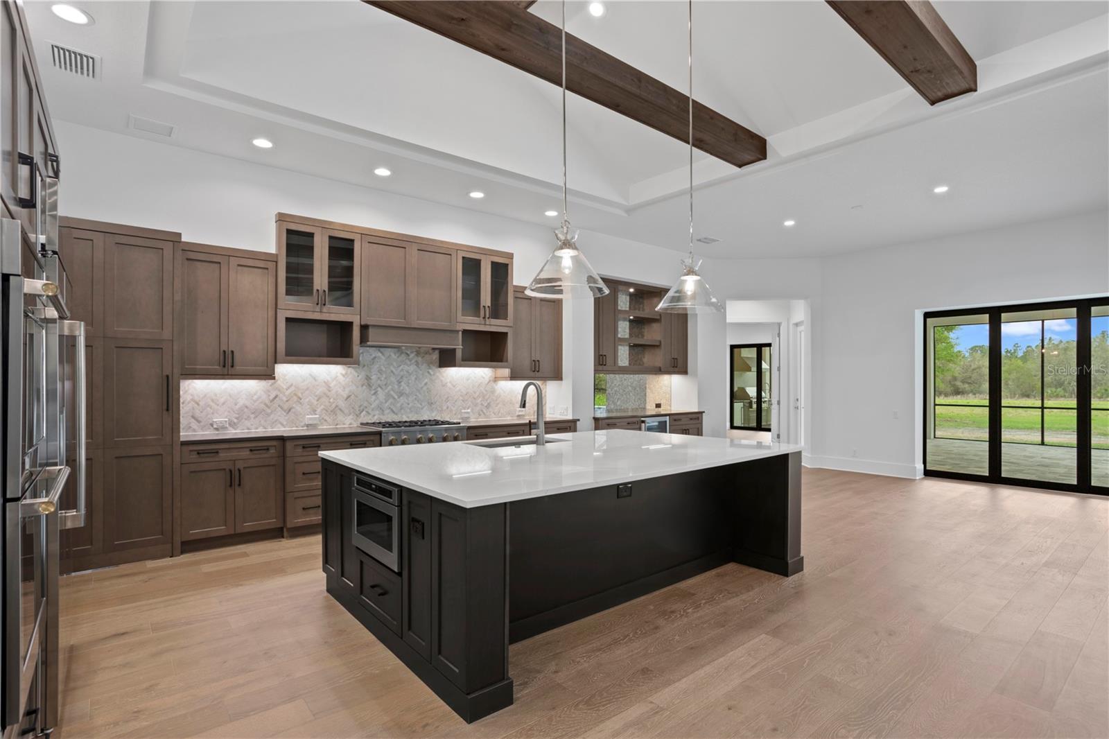 937 OLD WELCOME RD, LITHIA, FL, 33547