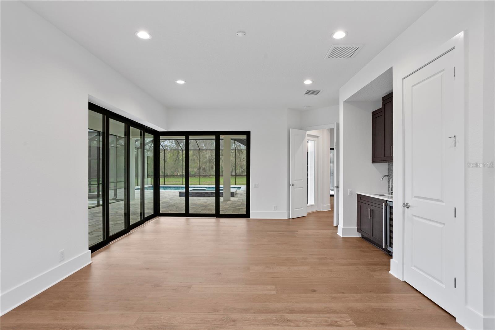 937 OLD WELCOME RD, LITHIA, FL, 33547