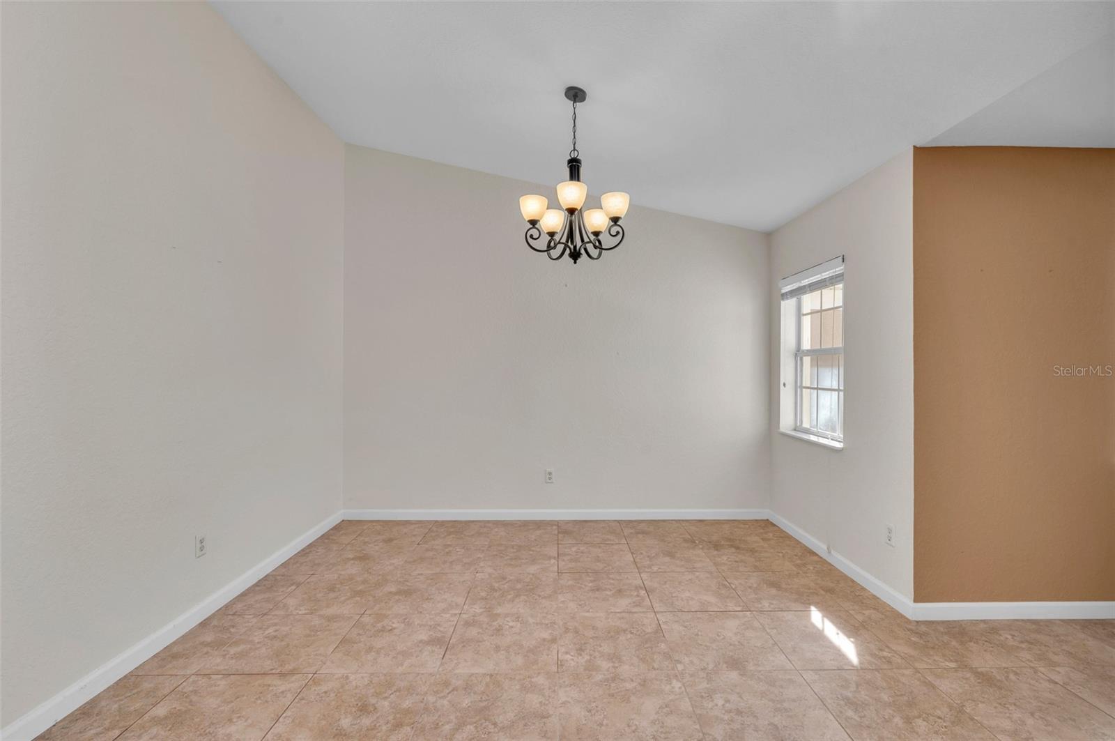 2847 METRO SEVILLA DR #105, ORLANDO, FL, 32835