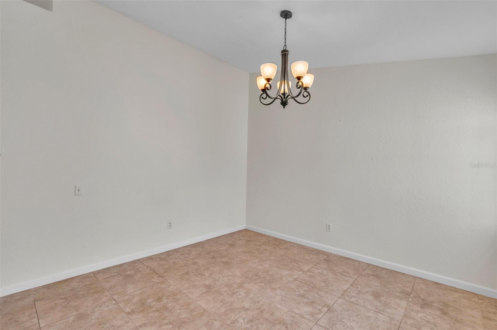 2847 METRO SEVILLA DR #105, ORLANDO, FL, 32835