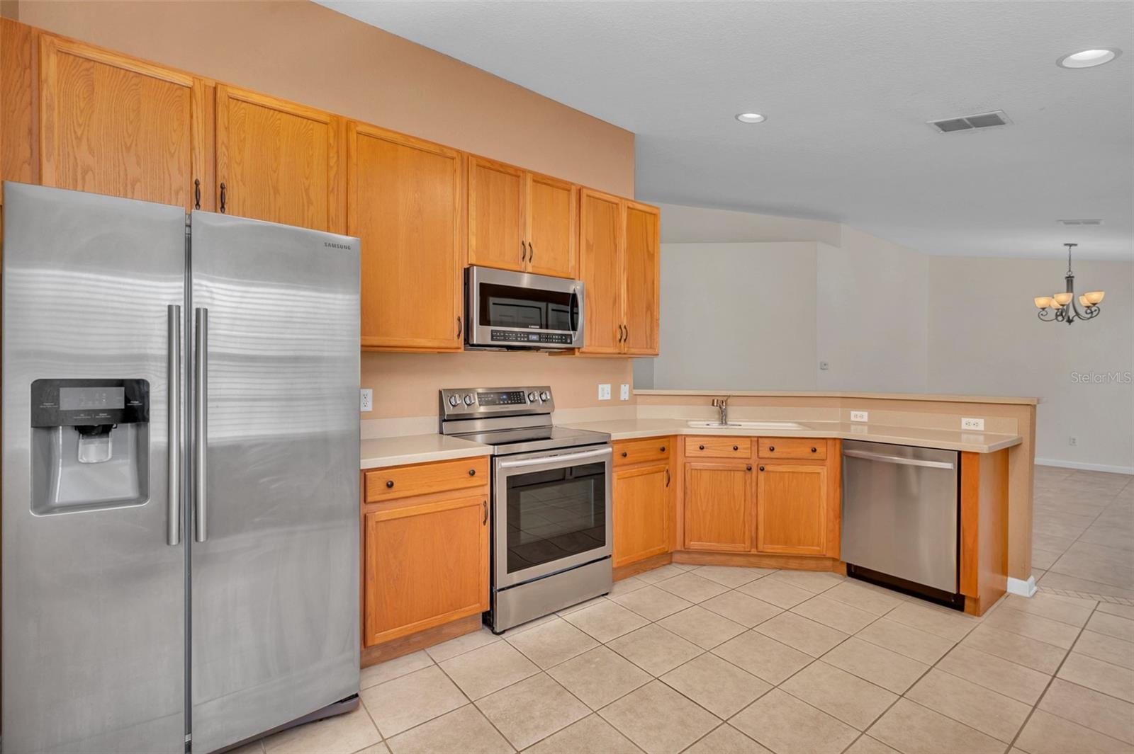 2847 METRO SEVILLA DR #105, ORLANDO, FL, 32835