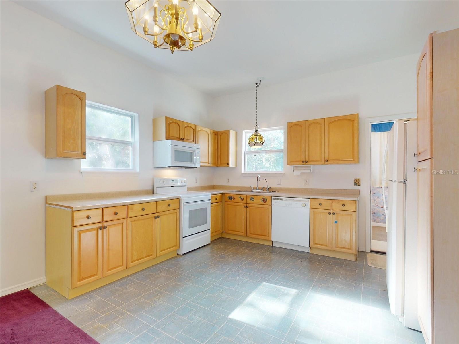 5300 N OCEAN SHORE BLVD, PALM COAST, FL, 32137