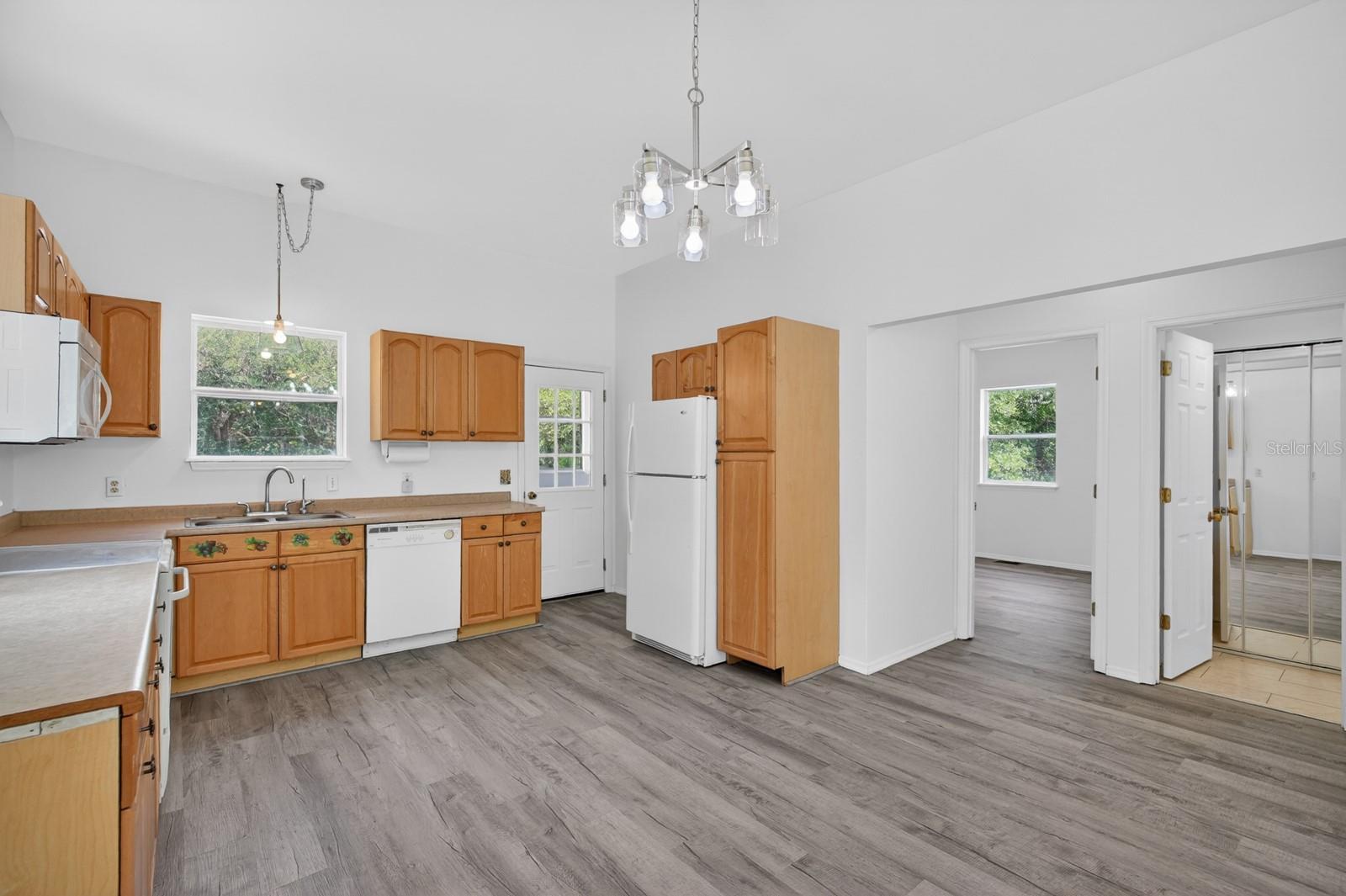 5300 N OCEAN SHORE BLVD, PALM COAST, FL, 32137