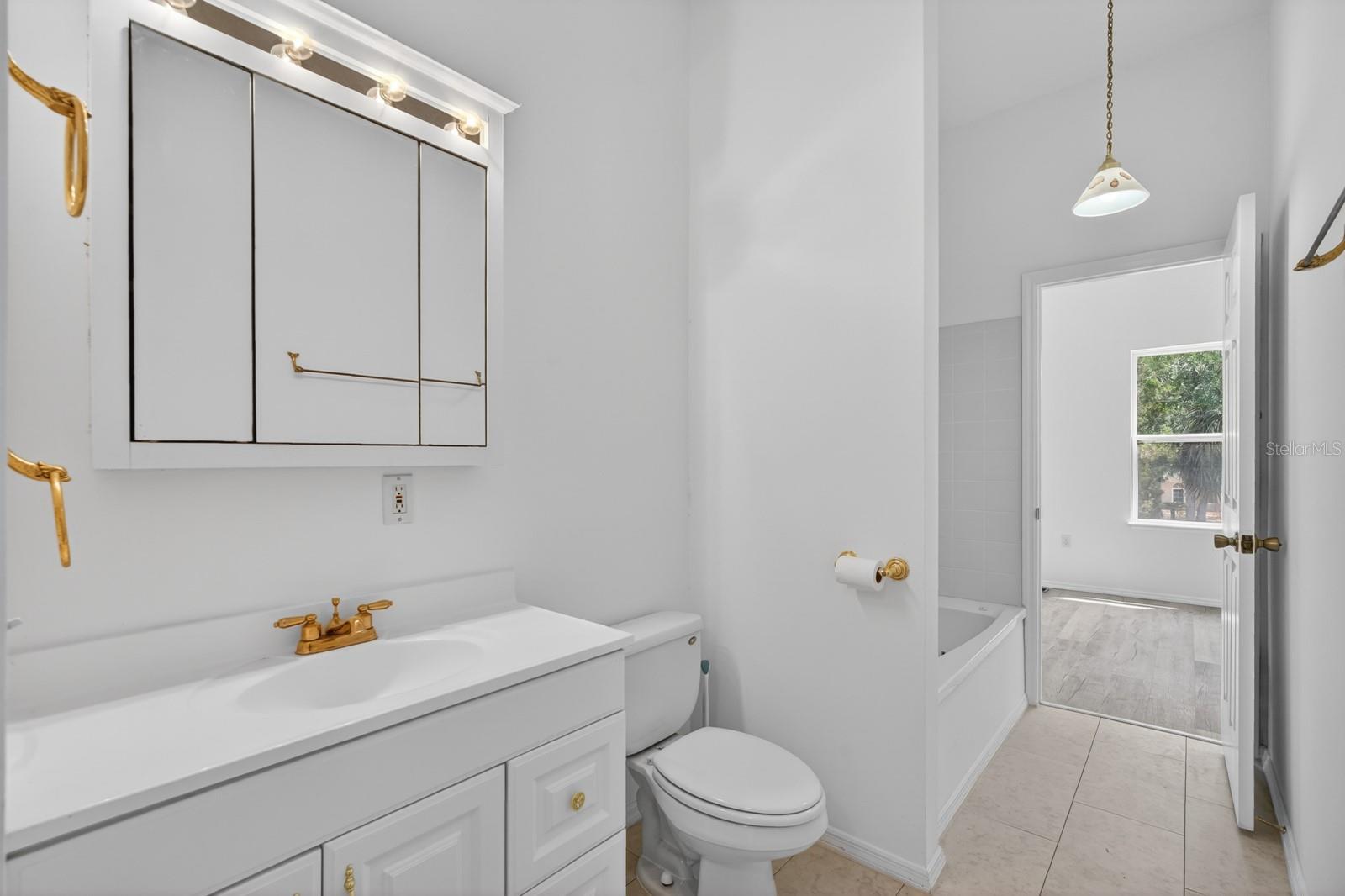 5300 N OCEAN SHORE BLVD, PALM COAST, FL, 32137