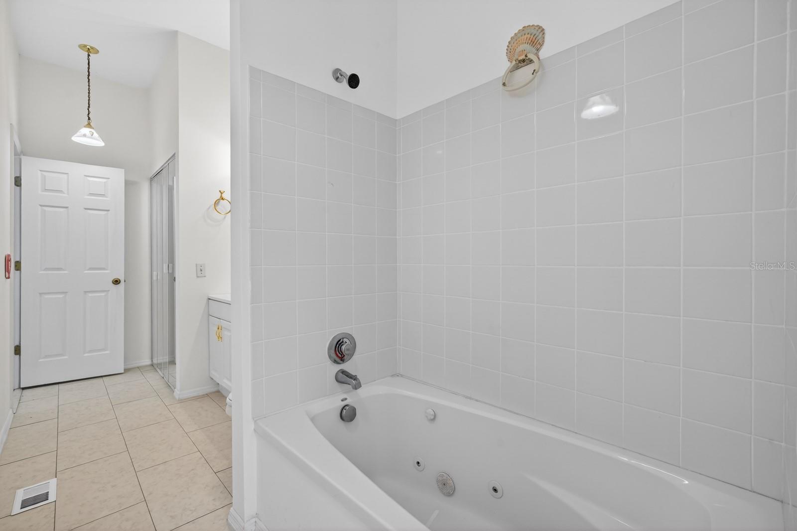5300 N OCEAN SHORE BLVD, PALM COAST, FL, 32137