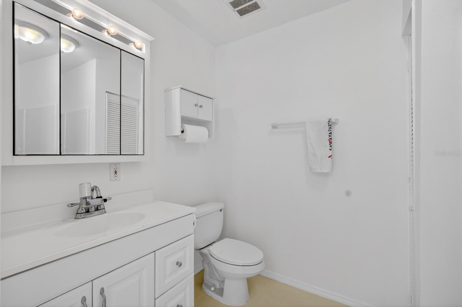 5300 N OCEAN SHORE BLVD, PALM COAST, FL, 32137