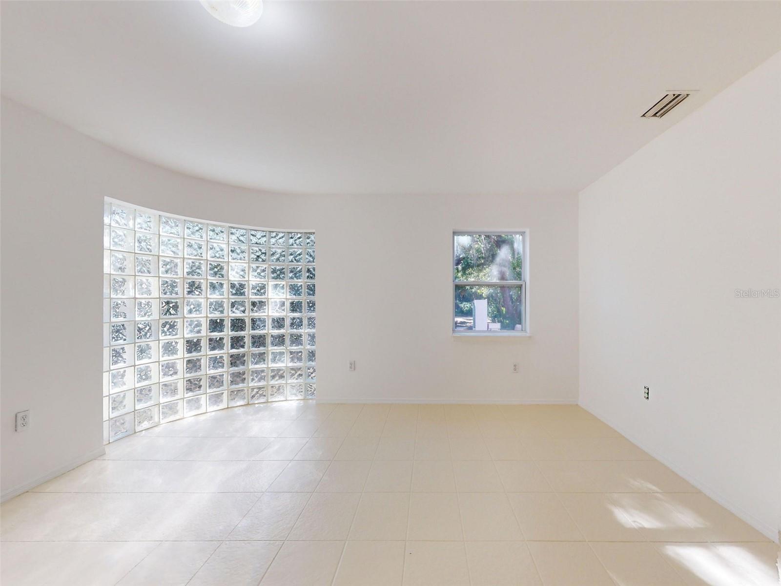 5300 N OCEAN SHORE BLVD, PALM COAST, FL, 32137