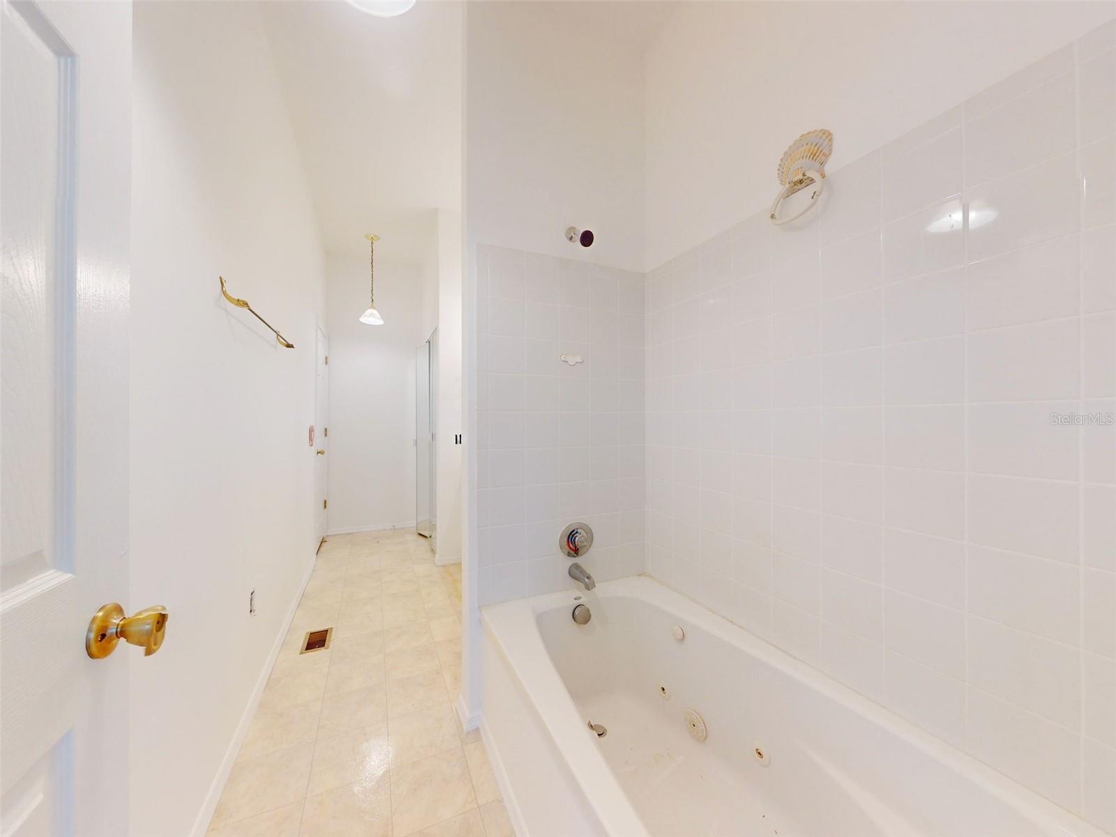 5300 N OCEAN SHORE BLVD, PALM COAST, FL, 32137