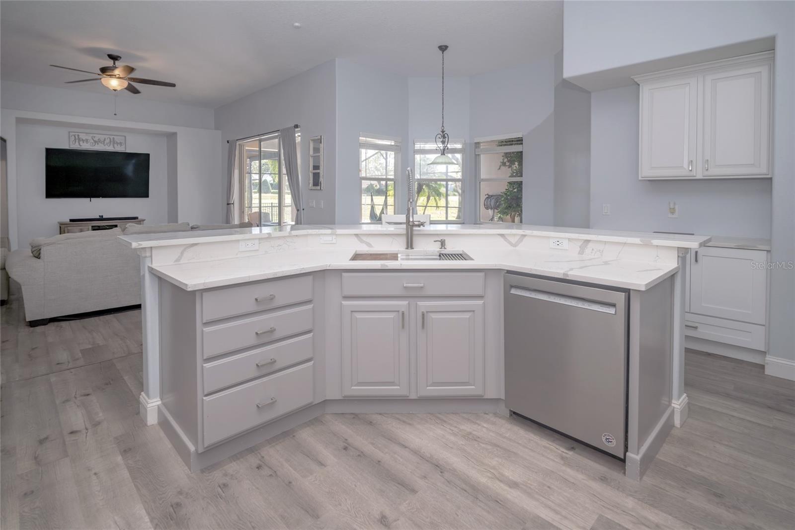 1148 CALLOWAY CIR, CLERMONT, FL, 34711