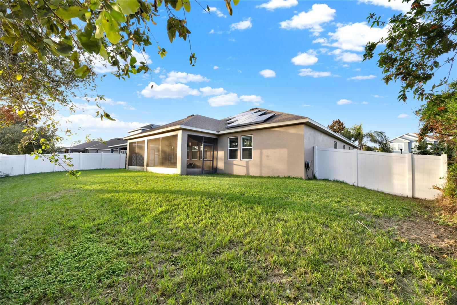 3258 SPICER AVE, GRAND ISLAND, FL, 32735