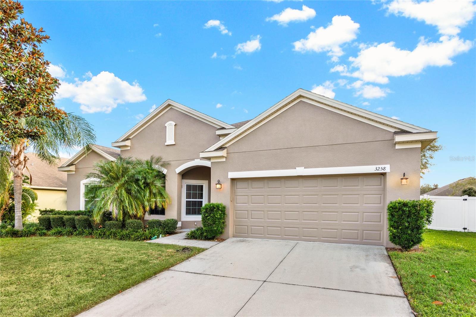 3258 SPICER AVE, GRAND ISLAND, FL, 32735