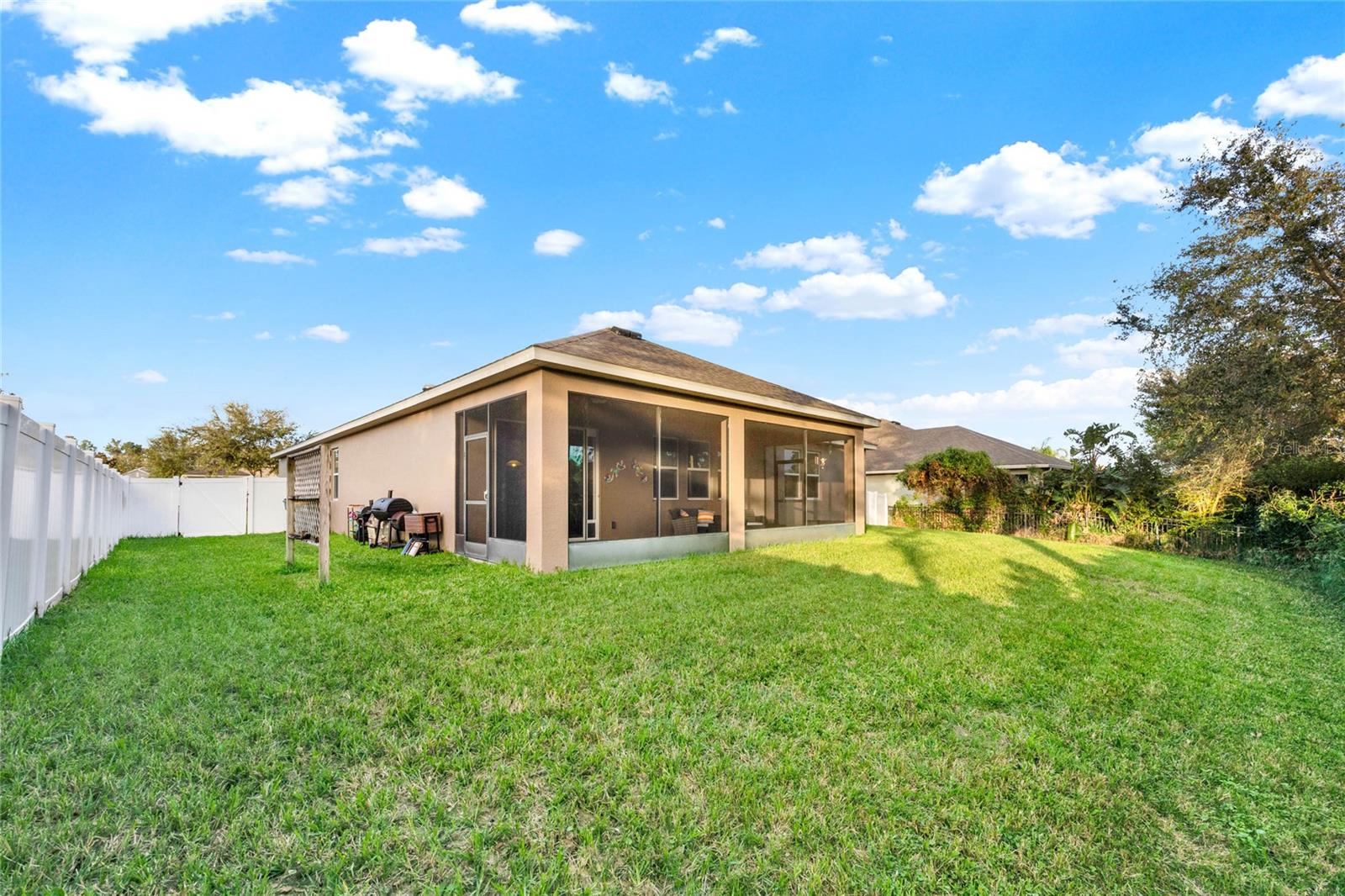 3258 SPICER AVE, GRAND ISLAND, FL, 32735