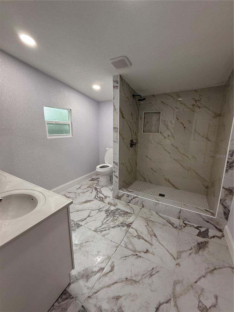 1009 HERNDON ST, LEESBURG, FL, 34748