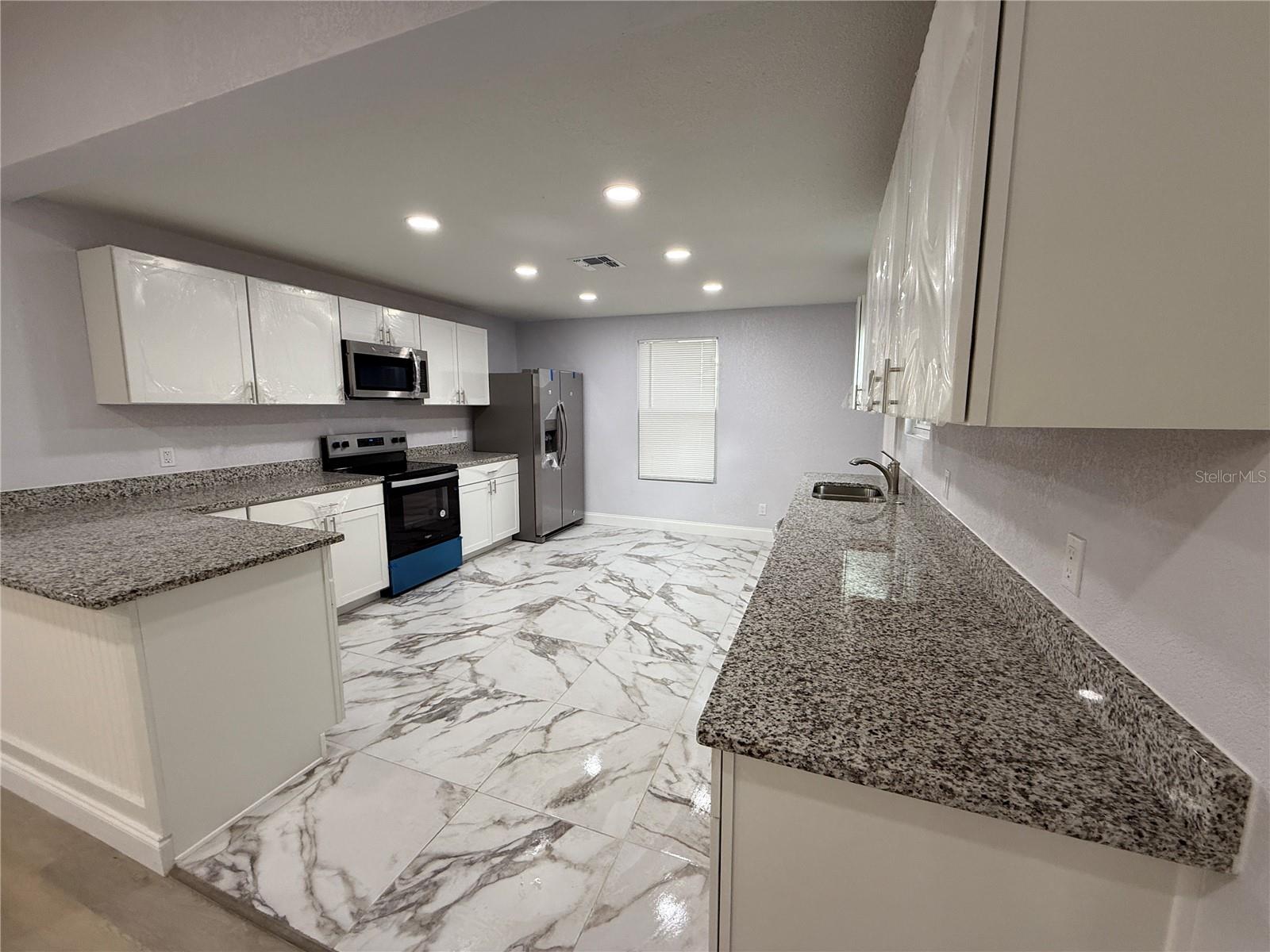 1009 HERNDON ST, LEESBURG, FL, 34748
