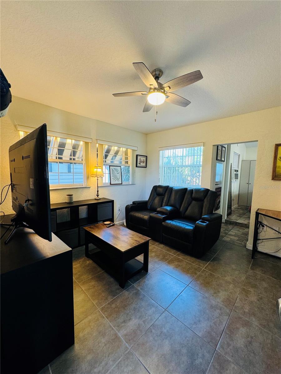 2025 ST GEORGE DR, DAVENPORT, FL, 33837