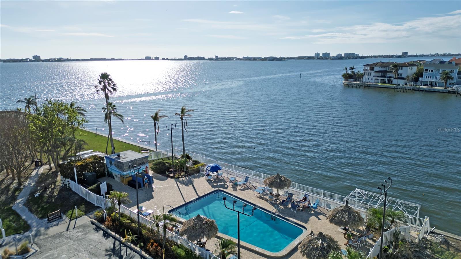 6060 SHORE BLVD S #805, GULFPORT, FL, 33707