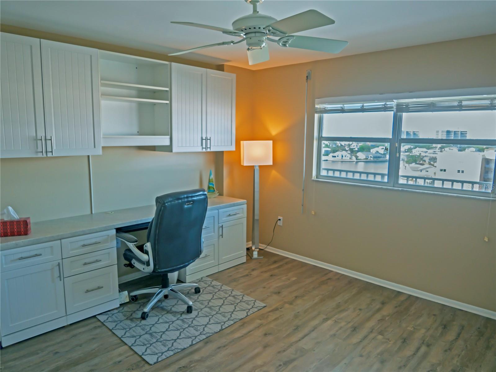 6060 SHORE BLVD S #805, GULFPORT, FL, 33707