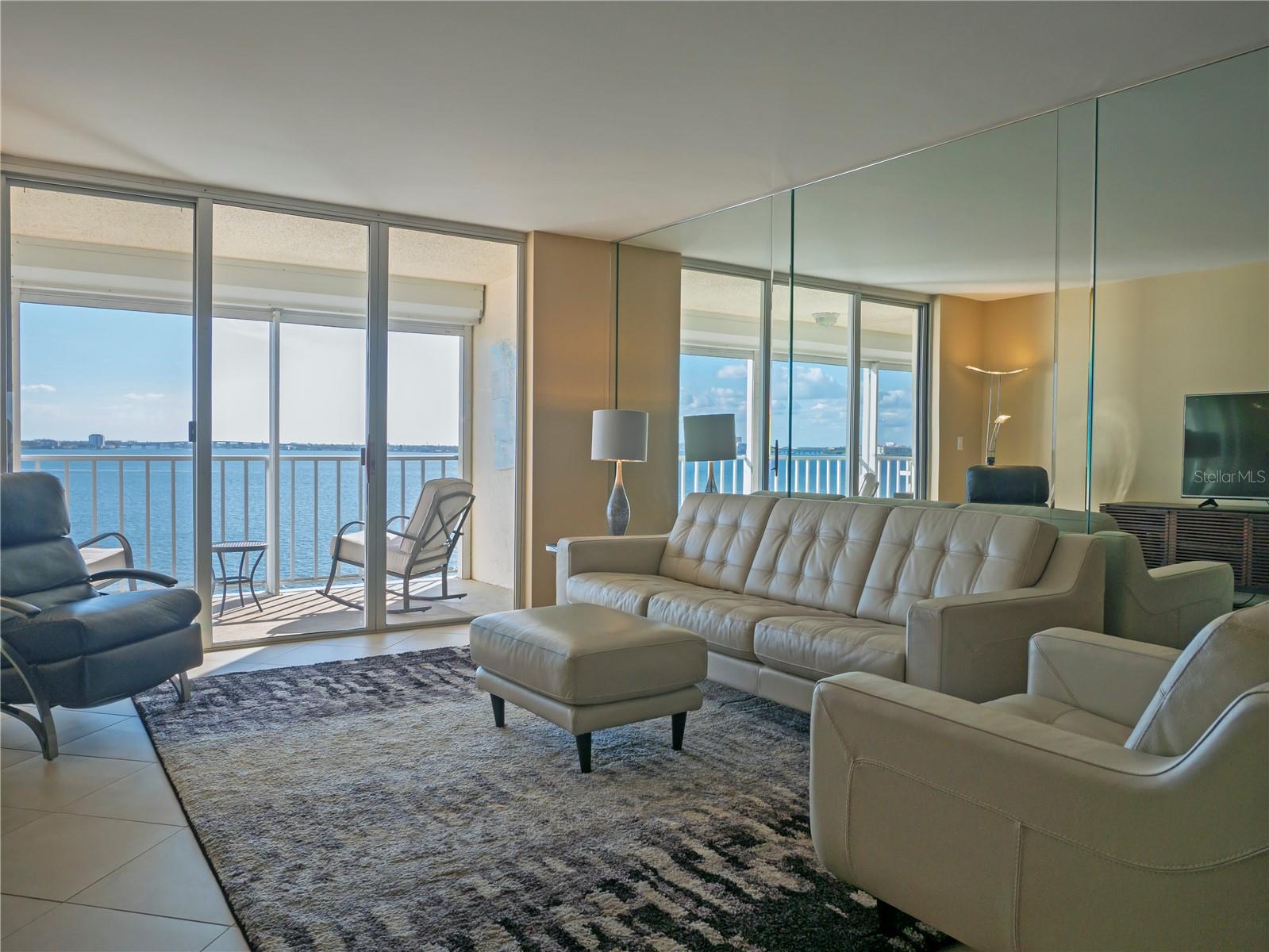 6060 SHORE BLVD S #805, GULFPORT, FL, 33707