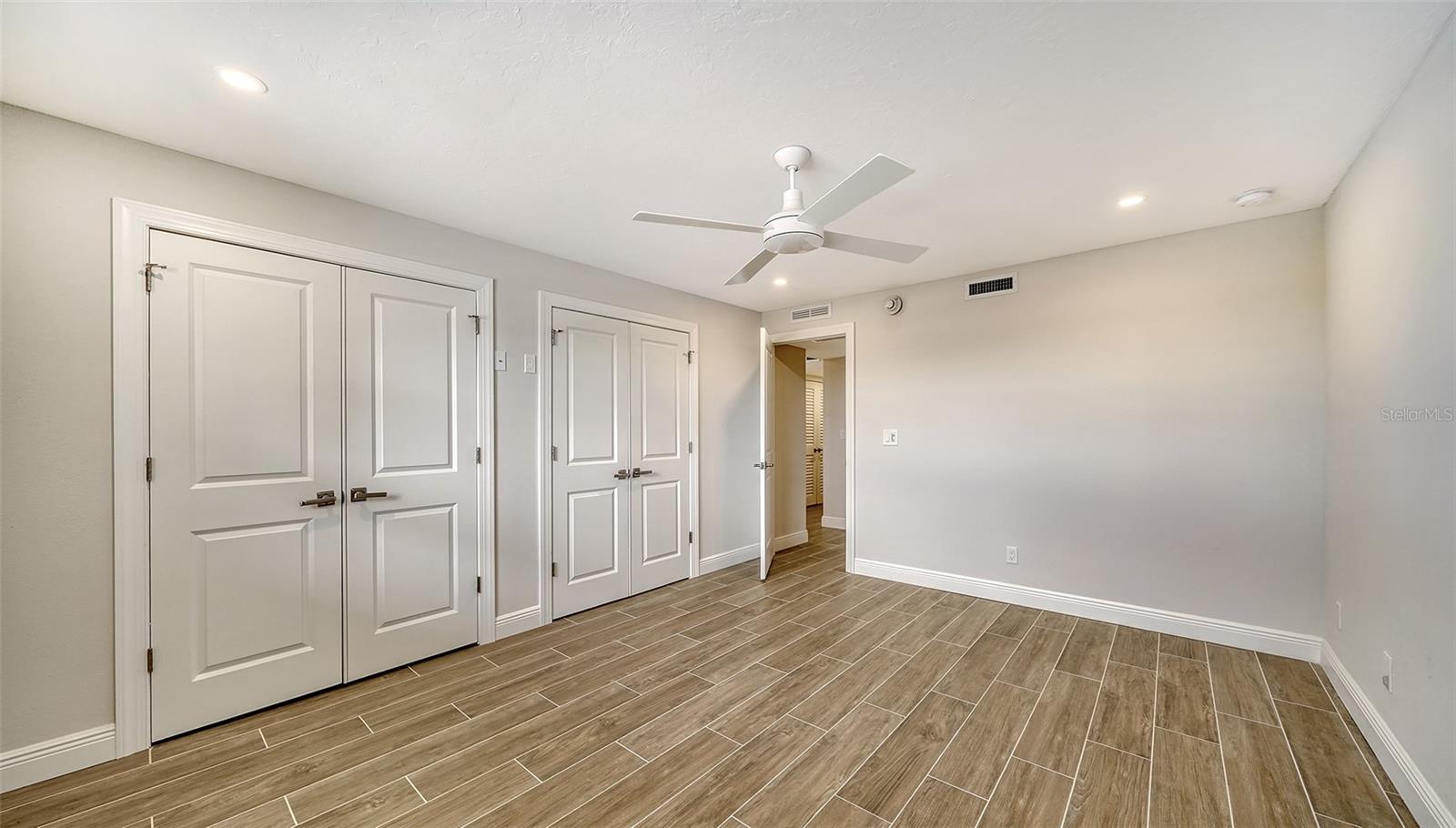 5760 MIDNIGHT PASS RD #307D, SARASOTA, FL, 34242
