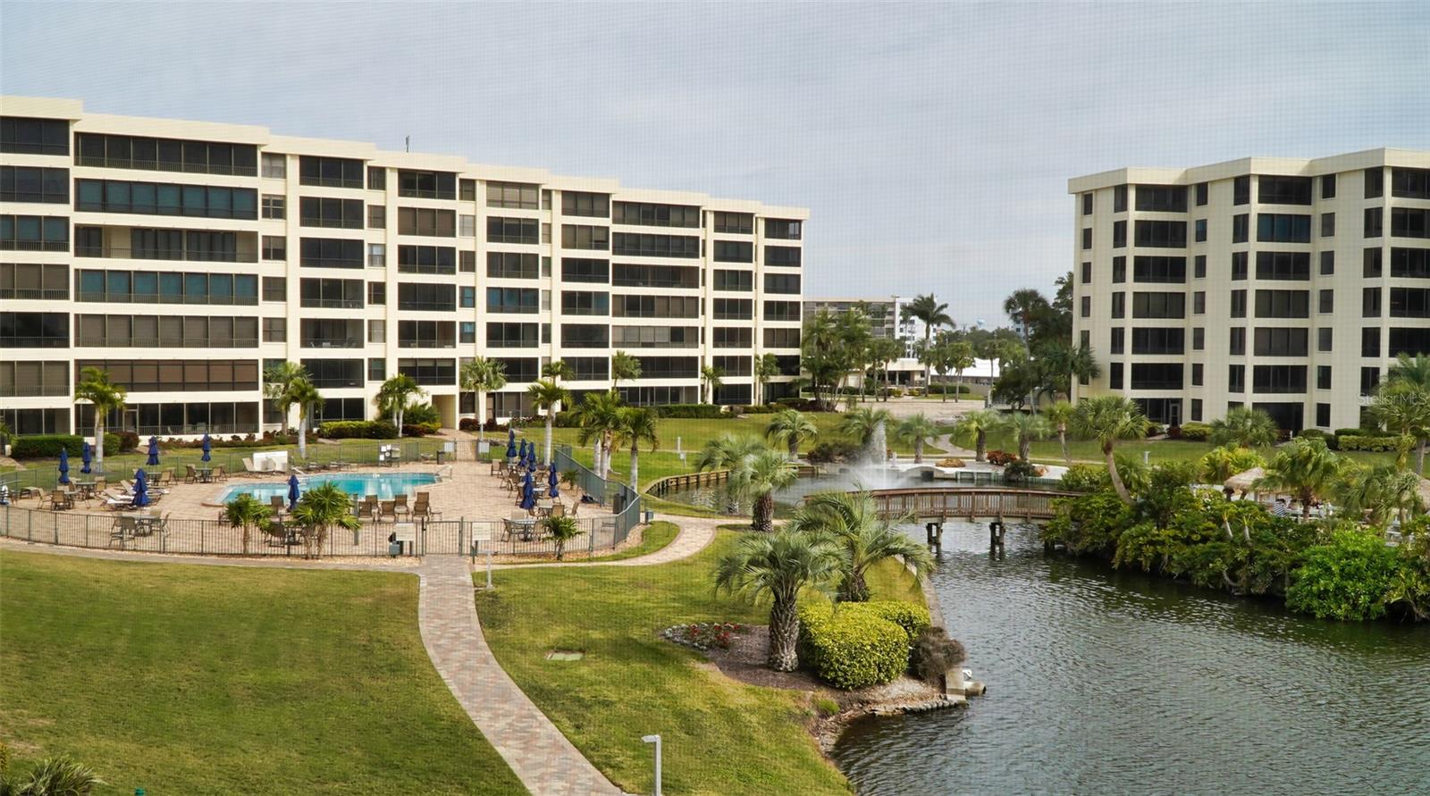 5760 MIDNIGHT PASS RD #307D, SARASOTA, FL, 34242
