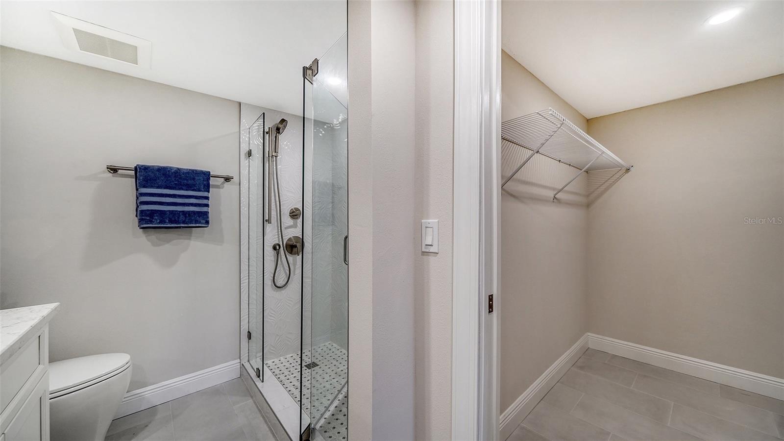 5760 MIDNIGHT PASS RD #307D, SARASOTA, FL, 34242