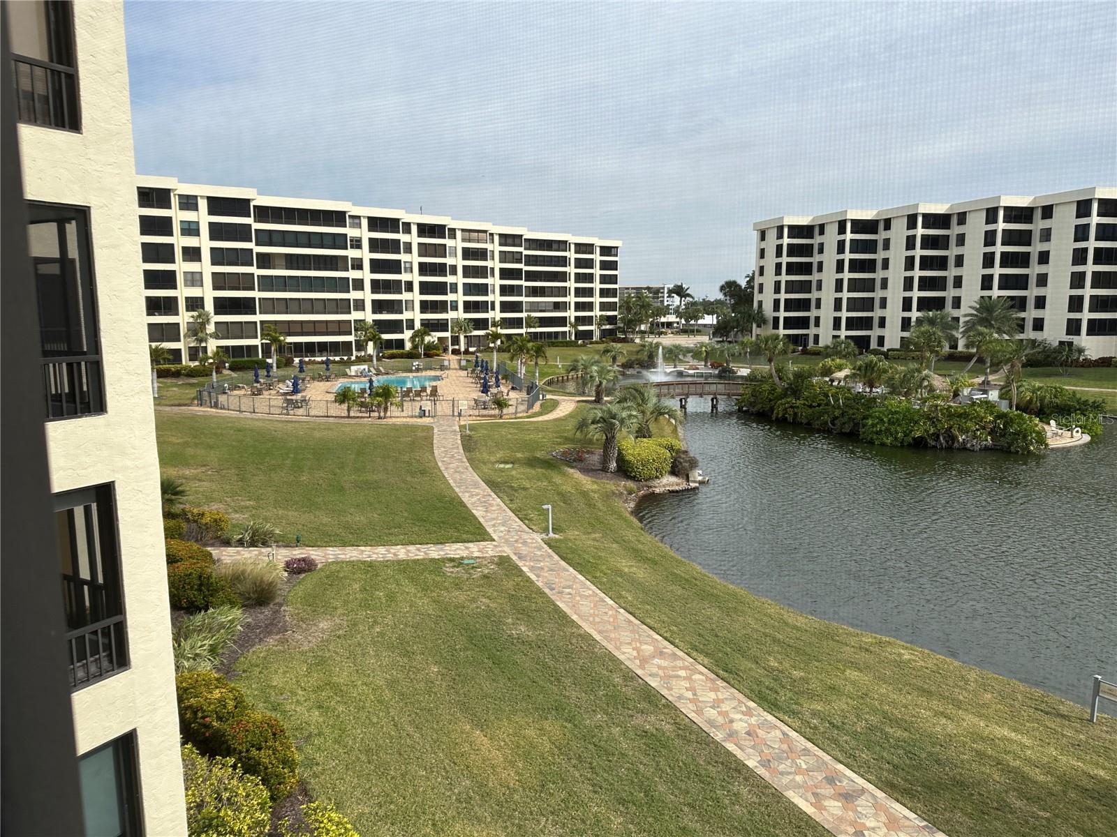 5760 MIDNIGHT PASS RD #307D, SARASOTA, FL, 34242