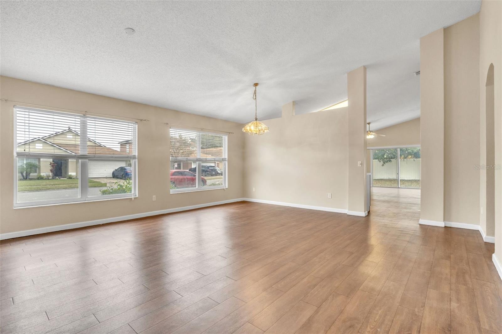 6621 BOUGANVILLEA CRESCENT DR, ORLANDO, FL, 32809