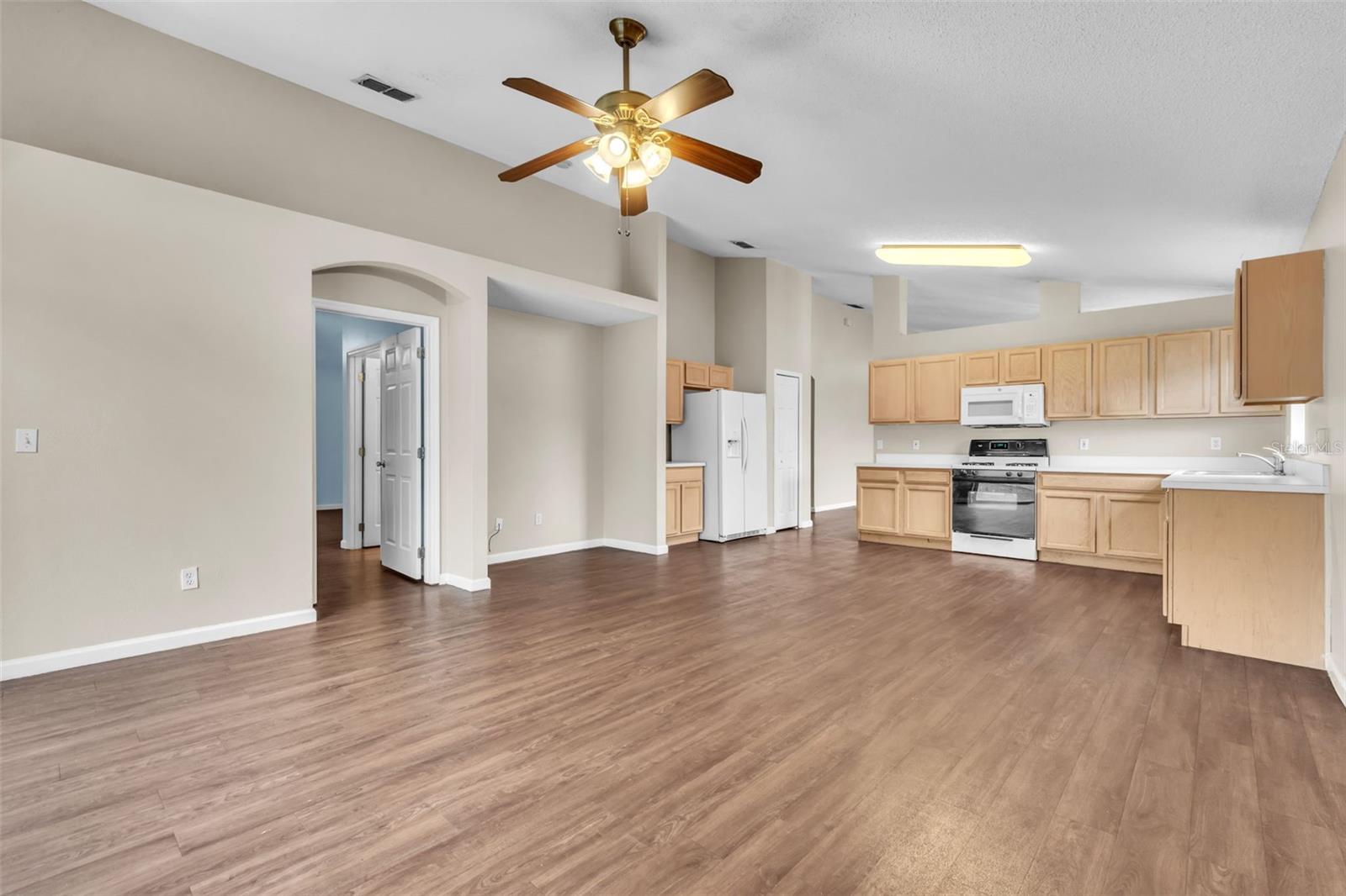 6621 BOUGANVILLEA CRESCENT DR, ORLANDO, FL, 32809